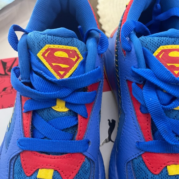 Puma X DC Justice League Superman 3.5C sneakers. - Picture 2 of 5